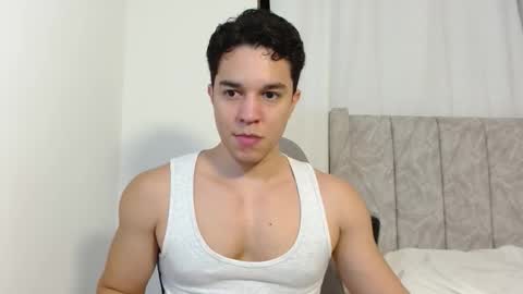 Twitter Scott brasher1 Instagram Camiloestuardo2 online show from December 18, 2:29 am