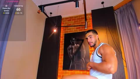 Scottfischer  online show from November 7, 7:28 pm