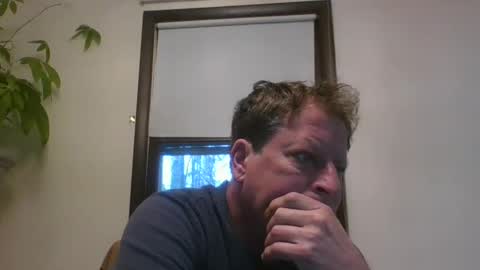 scottpbi52 online show from December 31, 8:45 pm