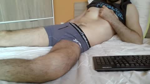 Snapshot of scotty_98 chatting on February 5, 8:54 am scotty_98 online show from February 5, 8:54 am