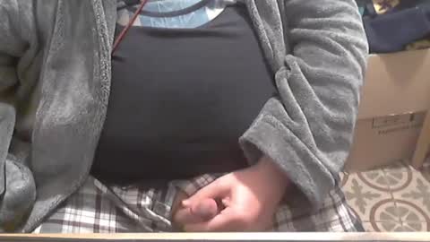 Snapshot of seathrough chatting on February 23, 11:47 pm Falco J online show from February 23, 11:47 pm