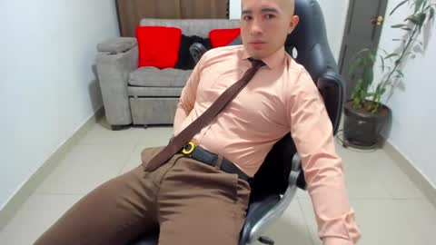 juan  sebastian online show from January 18, 12:15 pm