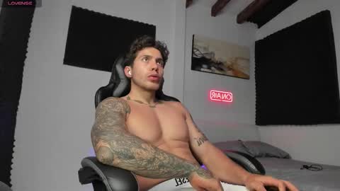 Lucian Sinclair online show from November 4, 4:13 am