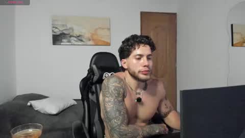 Lucian Sinclair online show from August 2, 1:05 am