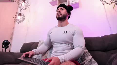 Instagram jeanpaulfit  online show from December 14, 6:30 pm