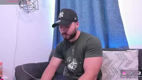 Instagram jeanpaulfit  online show from February 25, 3:38 pm