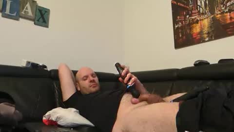 Sebastian online show from March 31, 5:20 am