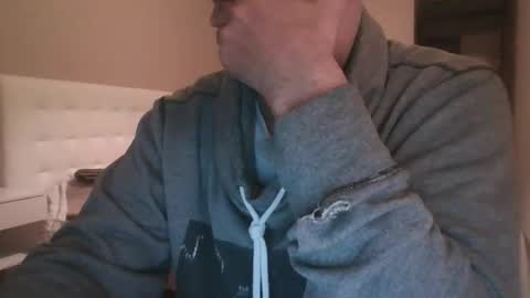 segebe online show from November 10, 6:46 pm