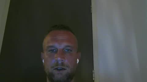 sence08 online show from October 31, 6:33 pm