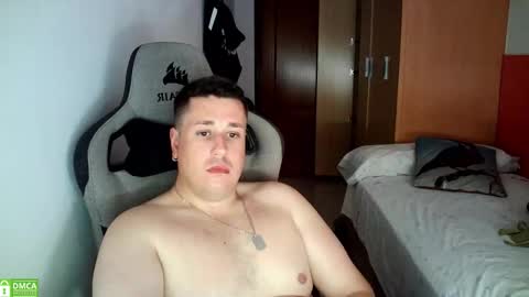 Snapshot of sergio95n chatting on September 17, 2:18 pm Pollos online show from September 17, 2:18 pm