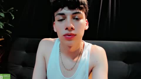 seth_ryder online show from December 6, 4:25 am