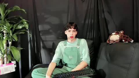 seth_ryder online show from February 14, 5:09 am