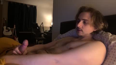 seven20yrs online show from December 5, 12:52 am