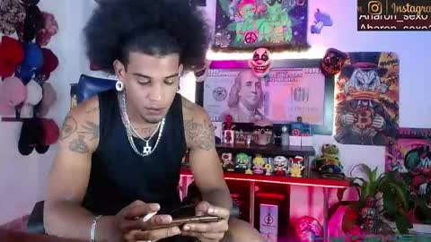 Aharon  ravelo online show from March 4, 5:14 am