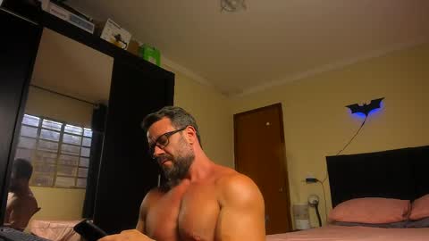 chris online show from November 13, 6:23 pm