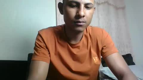 Snapshot of sexyleon69 chatting on February 8, 12:17 pm Sexy leon online show from February 8, 12:17 pm