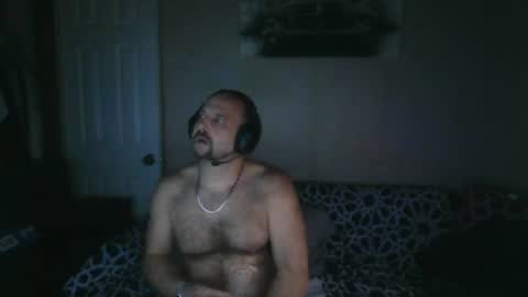 sexypeople4204u online show from December 8, 8:04 pm