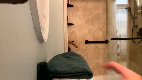 Smooth bi guy online show from February 6, 7:27 am