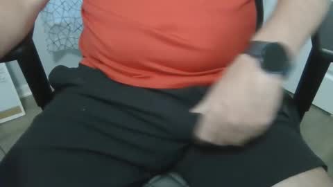 Snapshot of sfcmartint1985 chatting on February 27, 11:26 pm nunyainfl online show from February 27, 11:26 pm