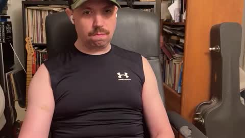 sfgiants1982 online show from October 28, 11:07 pm