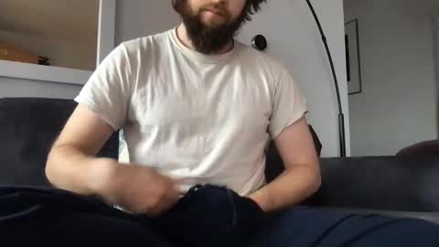 Snapshot of sg556 chatting on January 19, 2:17 pm Gee online show from January 19, 2:17 pm