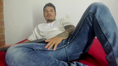 jhon deibyd online show from June 3, 4:58 am