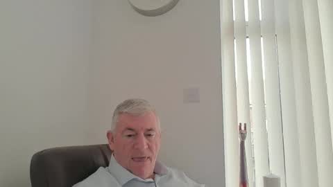 she52 online show from February 23, 11:45 am