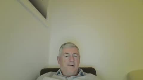 she52 online show from November 17, 7:17 pm