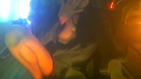 SheCarol online show from May 14, 1:25 am