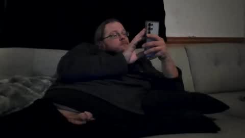 Snapshot of shifty885 chatting on October 25, 2:35 am shifty885 online show from October 25, 2:35 am