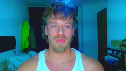 Cick Goreskin online show from March 5, 2:30 am