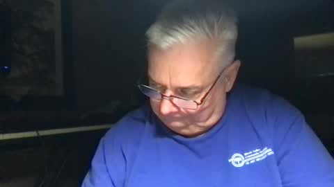 shortbeef11 online show from December 17, 3:06 am