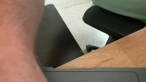 Snapshot of showflyer06 chatting on October 13, 6:58 pm showflyer06 online show from October 13, 6:58 pm