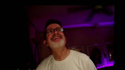 shrewtamer online show from October 25, 2:46 am