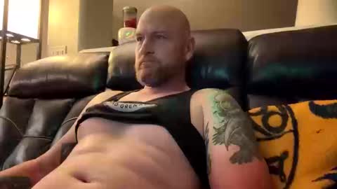 Snapshot of shwmeyours chatting on October 15, 12:24 pm shwmeyours online show from October 15, 12:24 pm