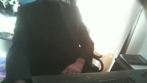 Snapshot of shyfrenchcock chatting on December 9, 9:49 am shyfrenchcock online show from December 9, 9:49 am