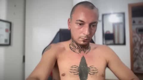 sidvicious23cm online show from September 9, 6:07 pm