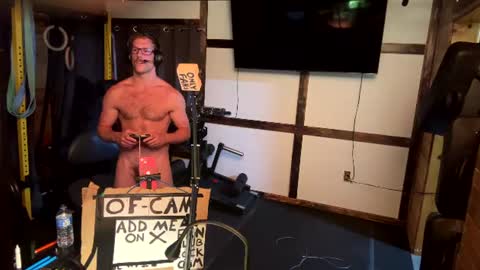 Silly Dilly Newfie online show from July 30, 1:05 am