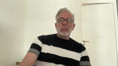 silverdadtop3 online show from April 6, 2:07 pm