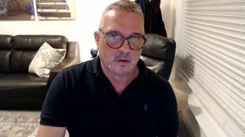 Snapshot of silveroli187 chatting on September 17, 1:56 pm silveroli187 online show from September 17, 1:56 pm