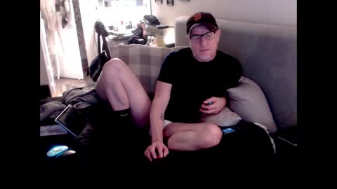 Simmerdownboi Will online show from January 4, 12:38 pm