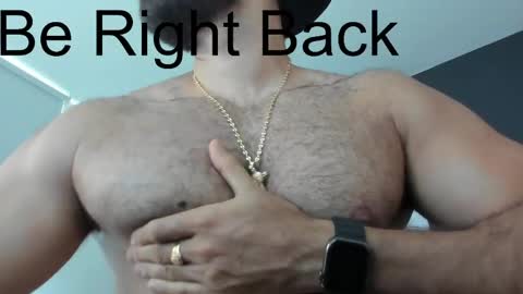simon_leon01 online show from June 4, 3:18 pm