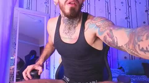 Simon  online show from January 17, 3:04 pm