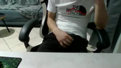 simoninside25 online show from October 16, 4:26 pm