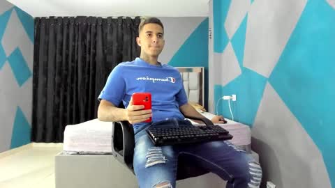 SIMON KELER online show from December 10, 1:18 am