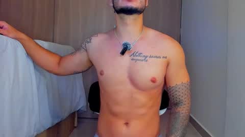 Call me papi online show from May 9, 5:30 am