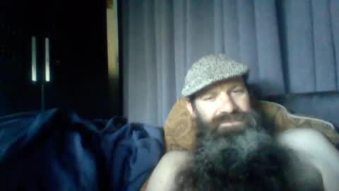 sitonmybeardxxx online show from June 6, 12:11 pm