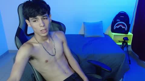 six_god_ online show from December 8, 7:00 pm