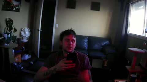 Skateboard online show from March 5, 12:49 am