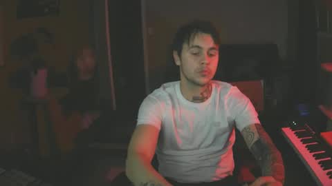 Skateboard online show from January 12, 4:00 am